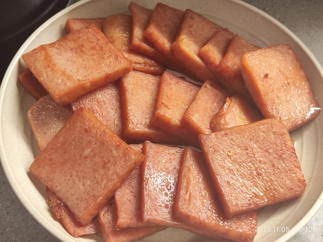 美味午餐肉，五分钟加个肉菜