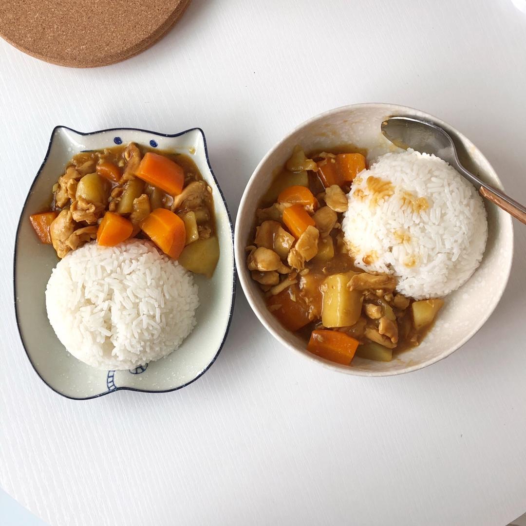 咖喱鸡肉饭