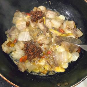 川味家常回锅肉的做法 步骤8