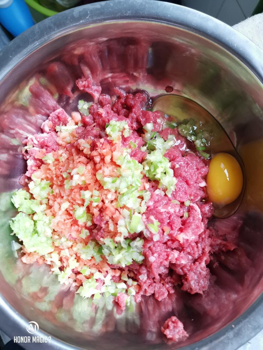 牛肉胡萝卜饺子馅