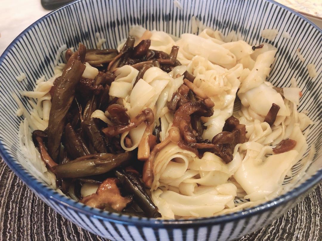 孩子爱吃的刀削面