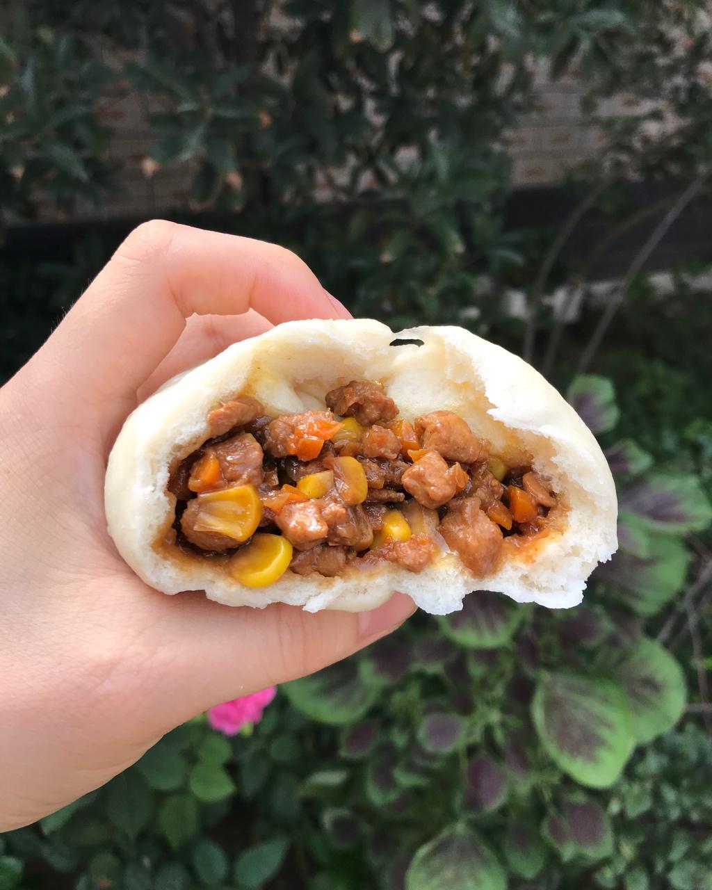 洋葱酱肉丁包子