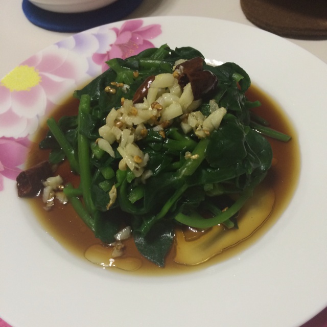 炝拌穿心莲