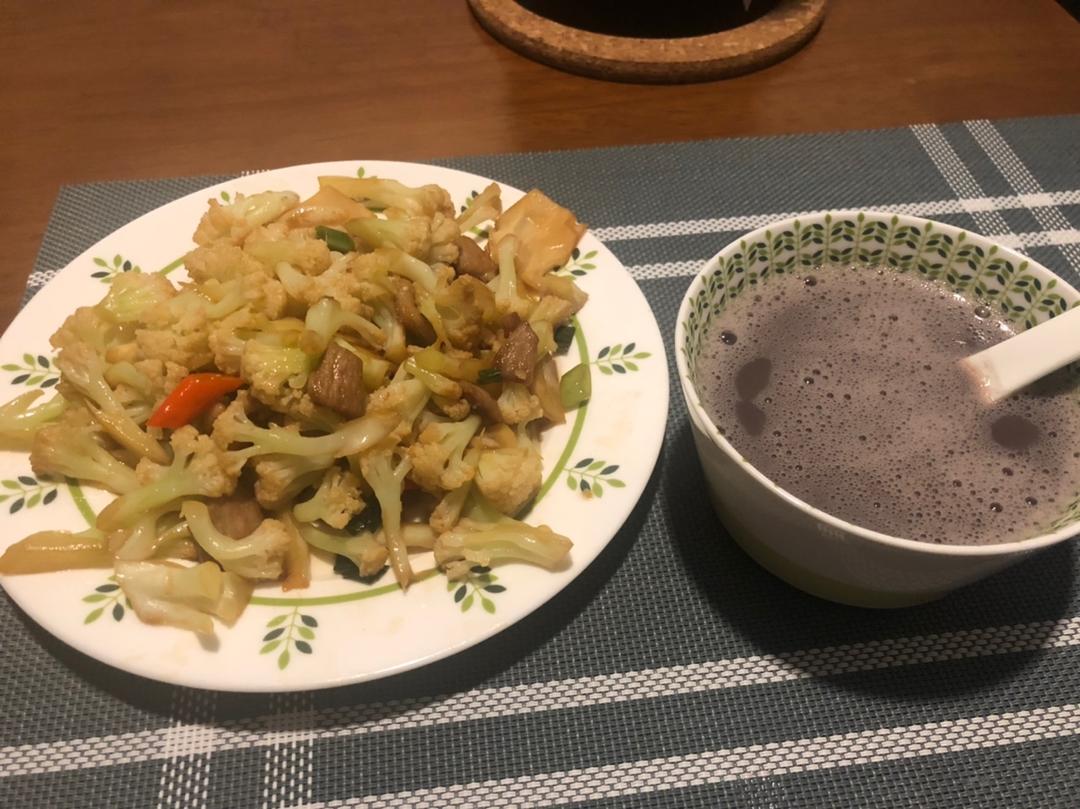 老丁的私房菜-干锅花菜