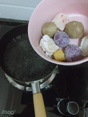 鸡毛菜蛋汤下火锅丸子--荤素交融的做法 步骤1