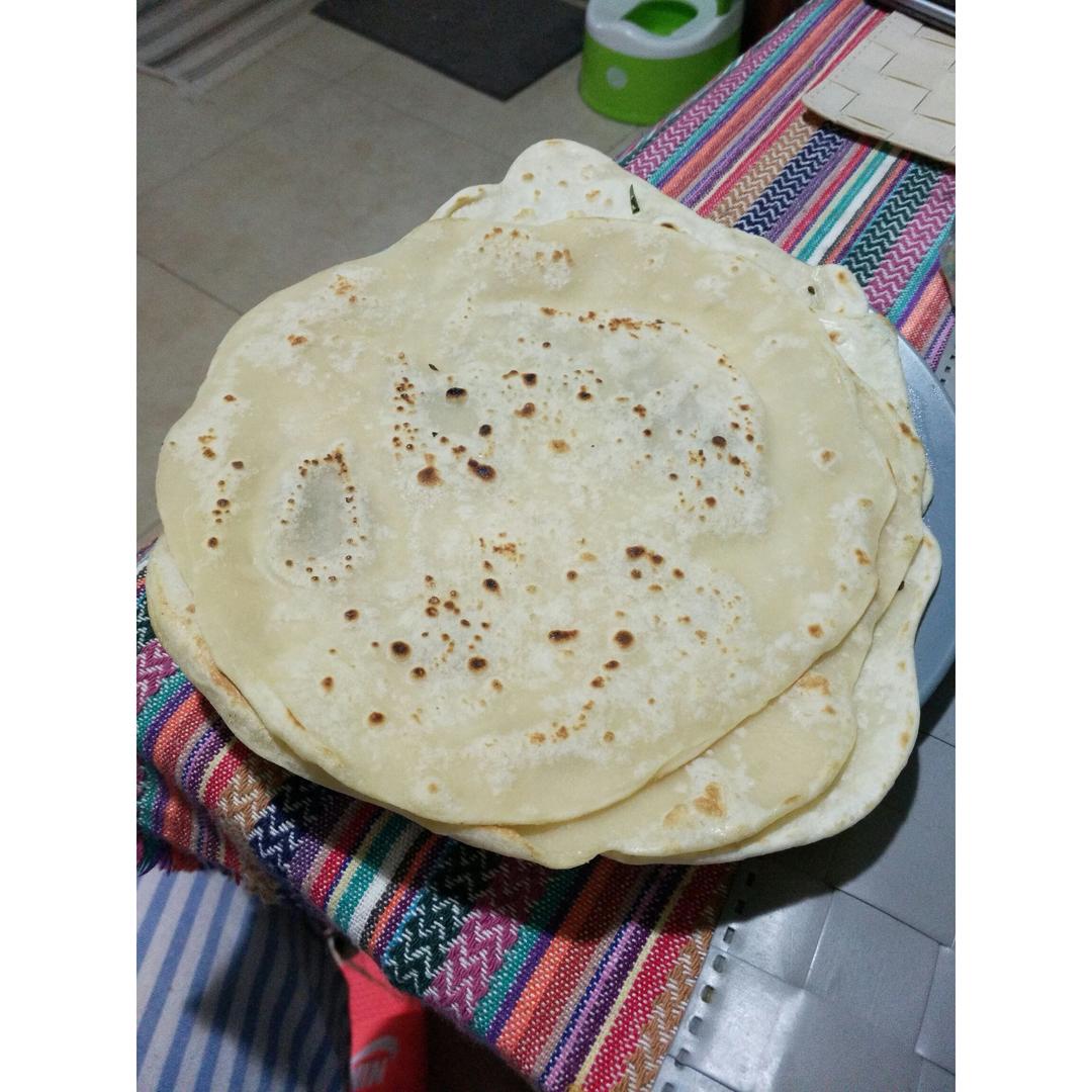 烙春饼(用视频告诉你，这饼有多软)