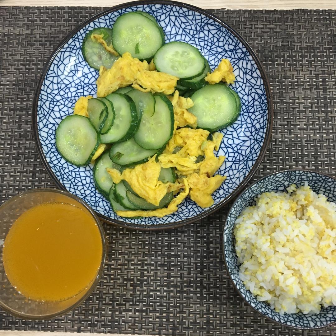 黄瓜炒蛋