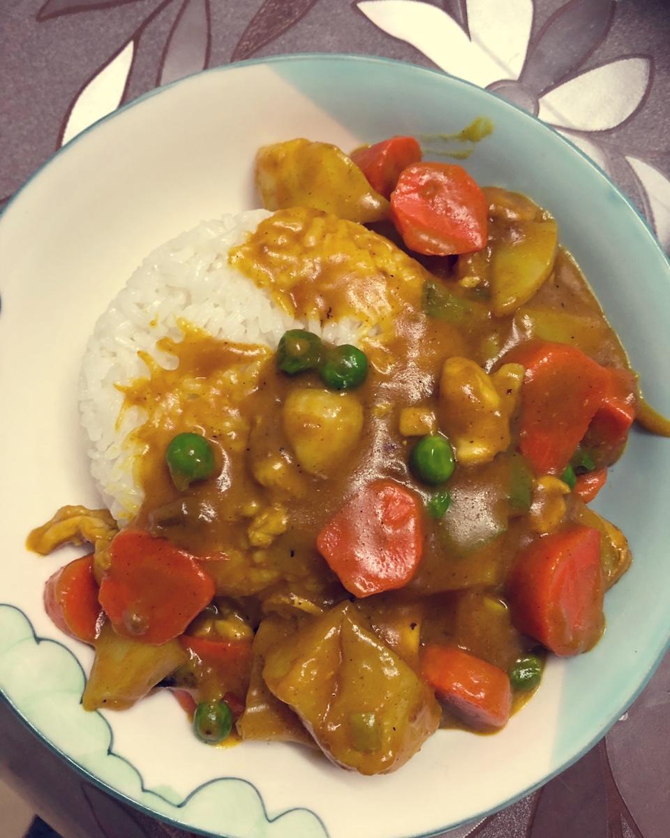 咖喱鸡肉饭