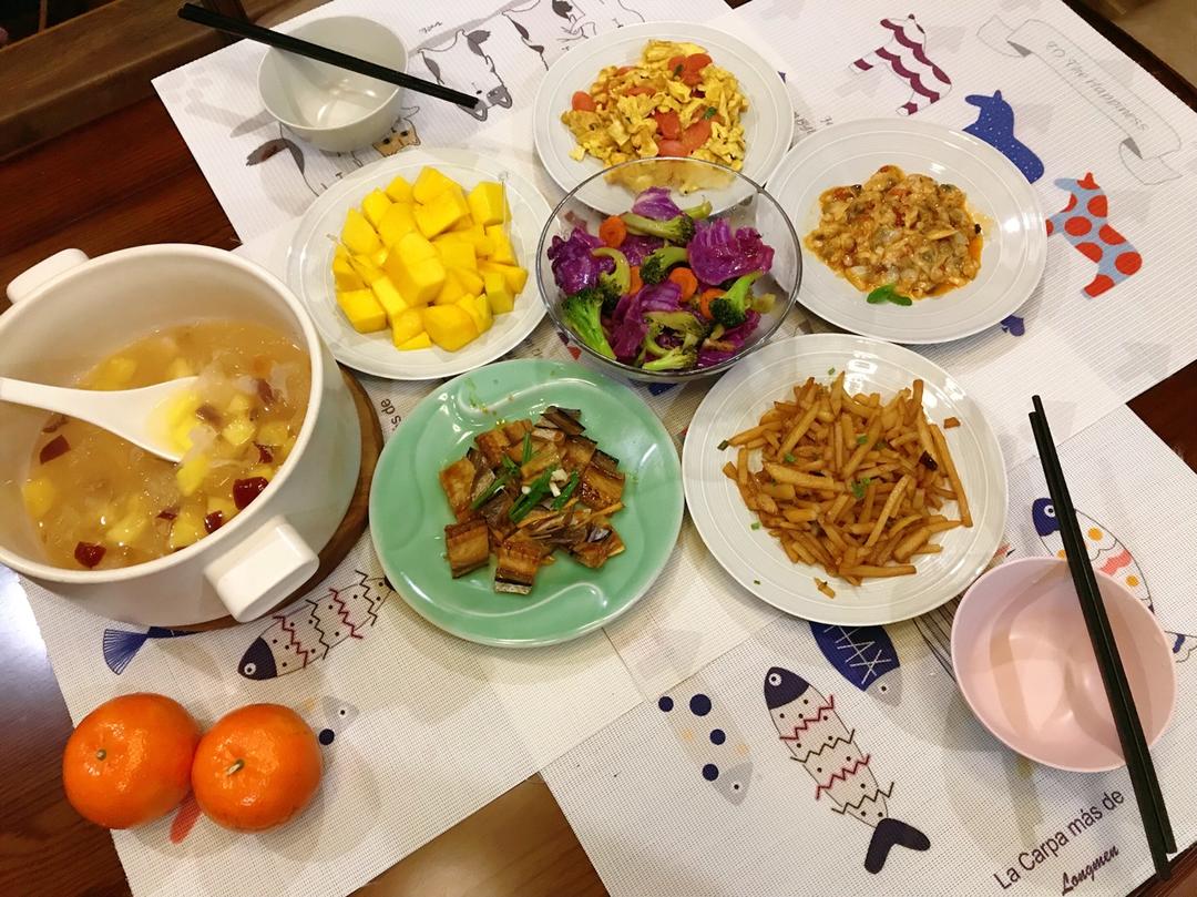 高营养值+高颜值的紫甘蓝炒西兰花