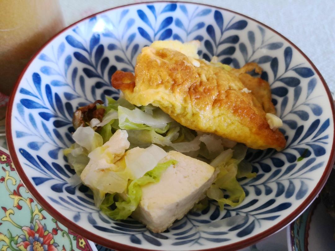 蛋饺什锦汤