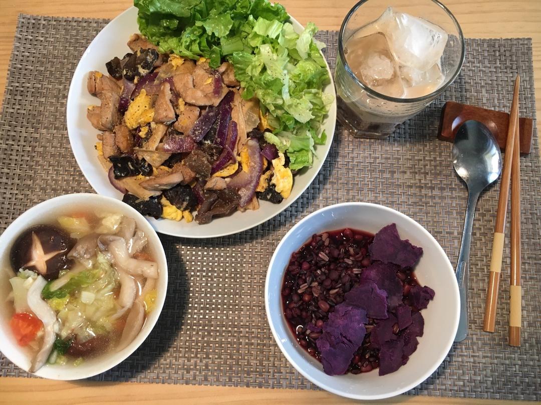 洋葱炒鸡胸肉