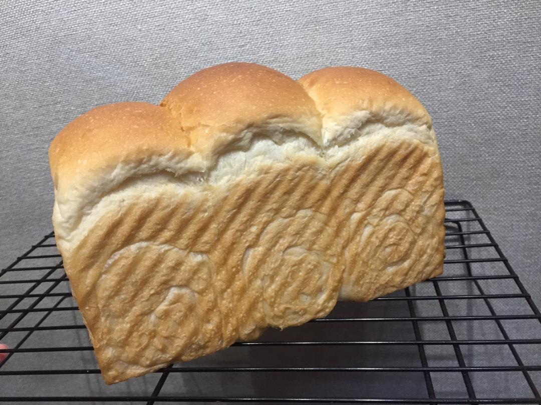 早餐白吐司          （庞多米 Pain de mie）