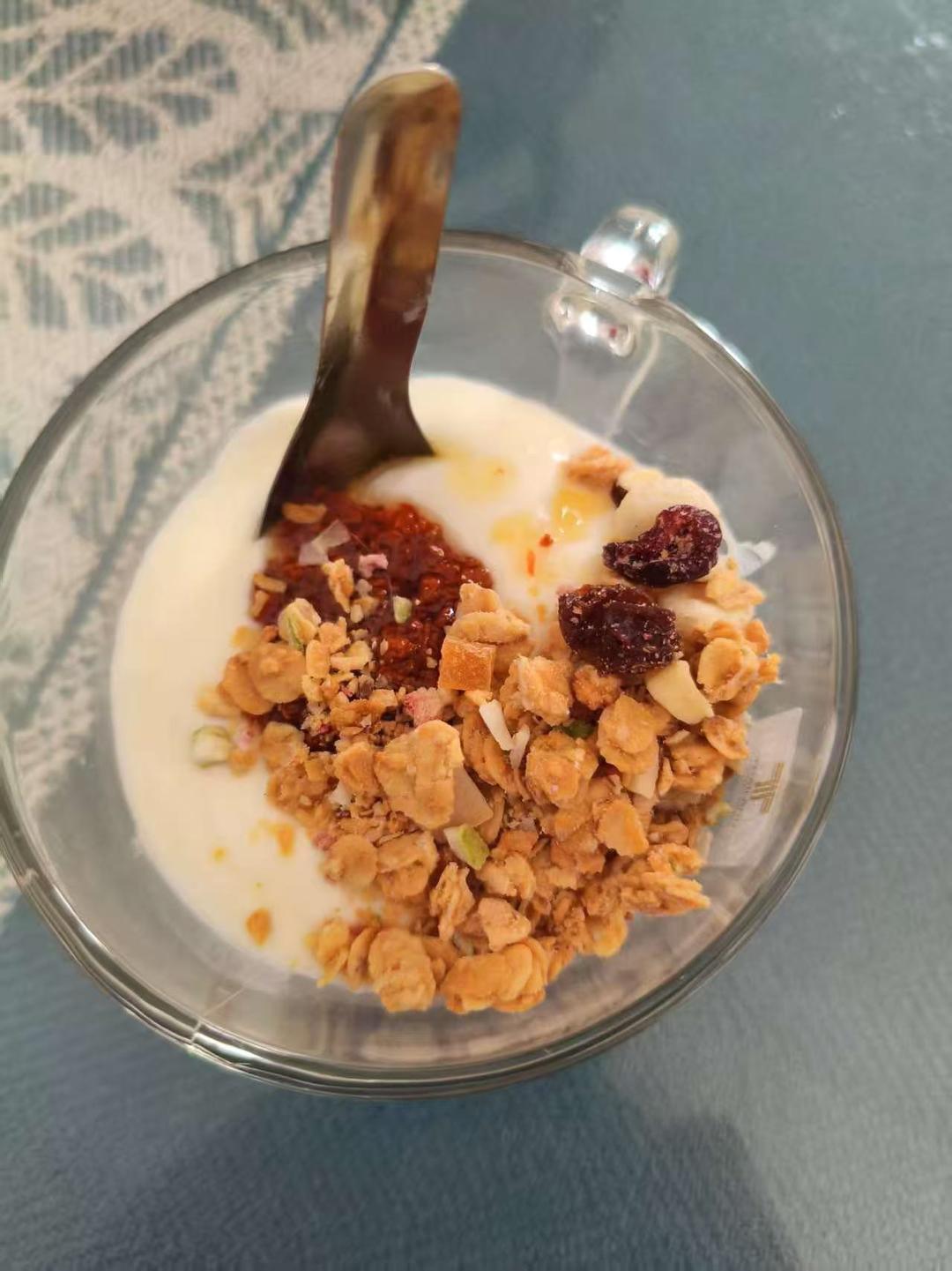 桂花榛子酸奶杯｜a2奶粉浓香立勺版的做法