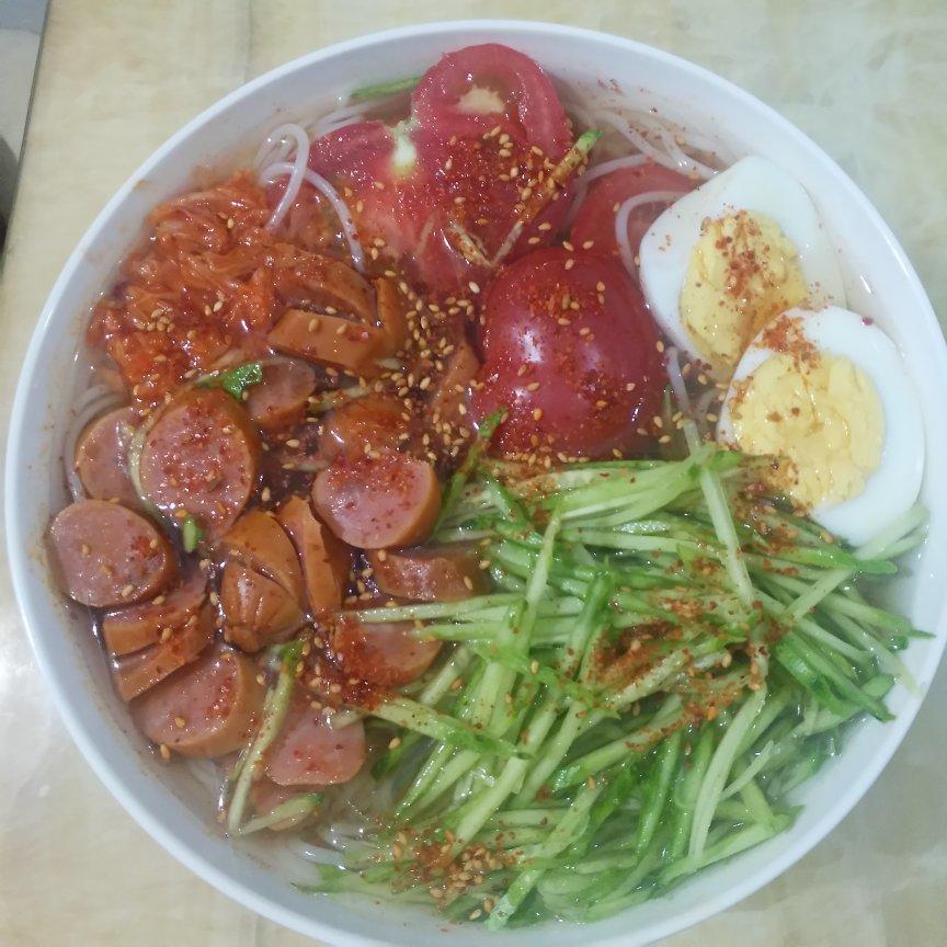 煮冷面