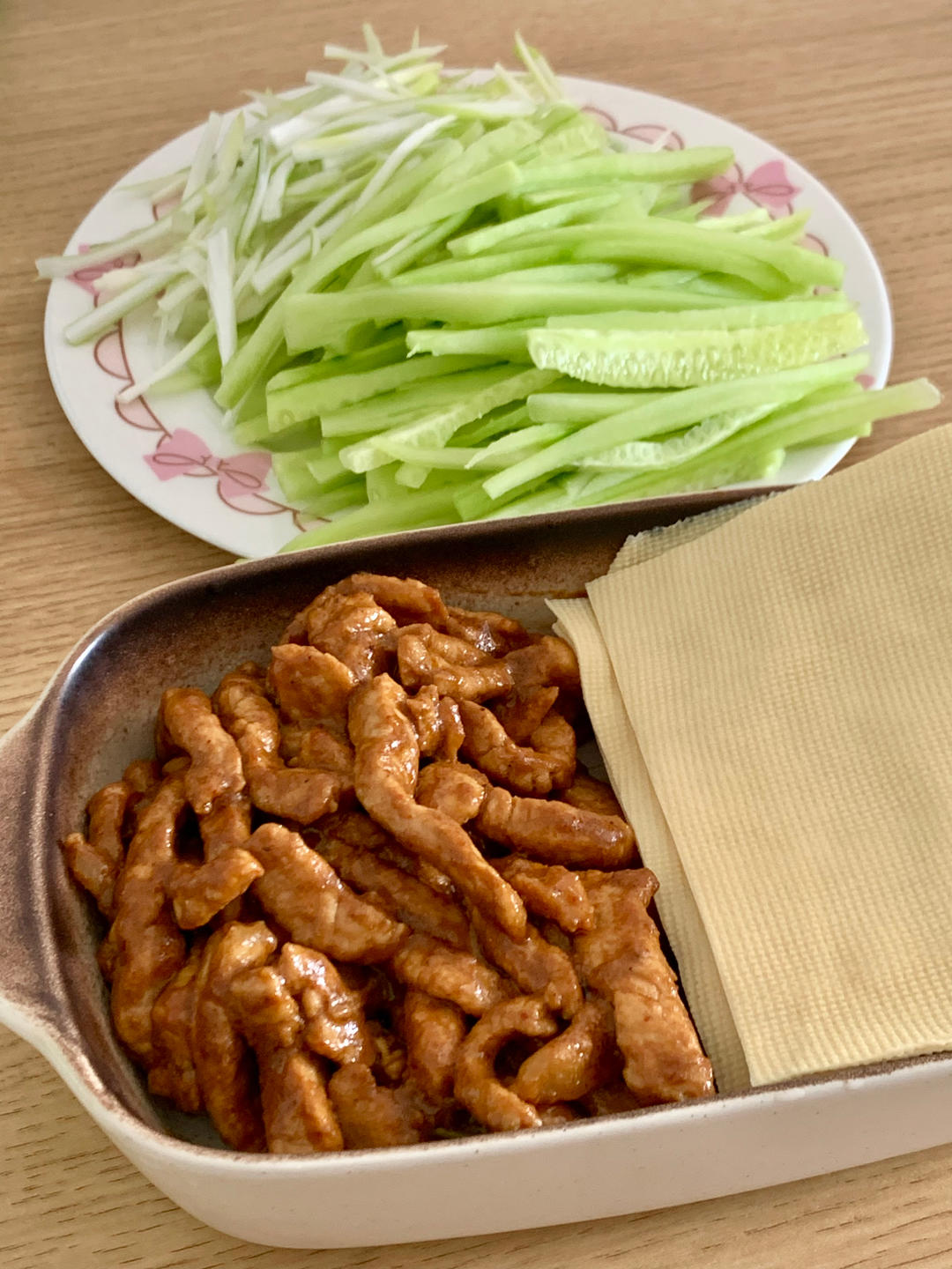 京酱肉丝