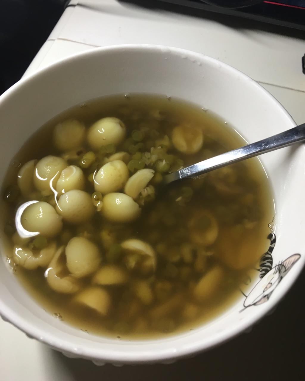 冰糖绿豆莲子羹