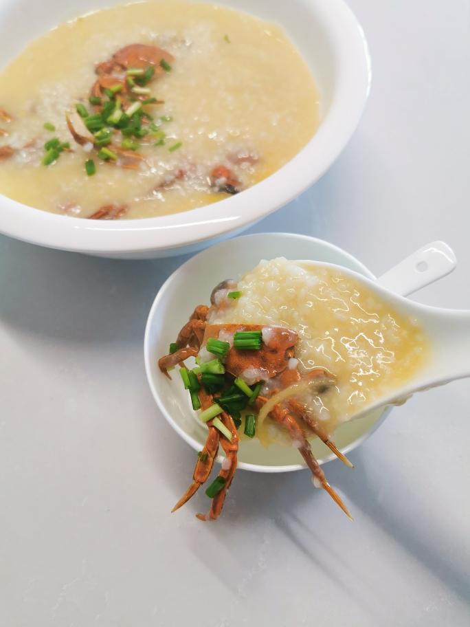 小美海鲜粥（白粥）的做法