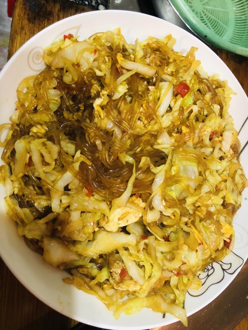 包心菜炒红薯粉丝