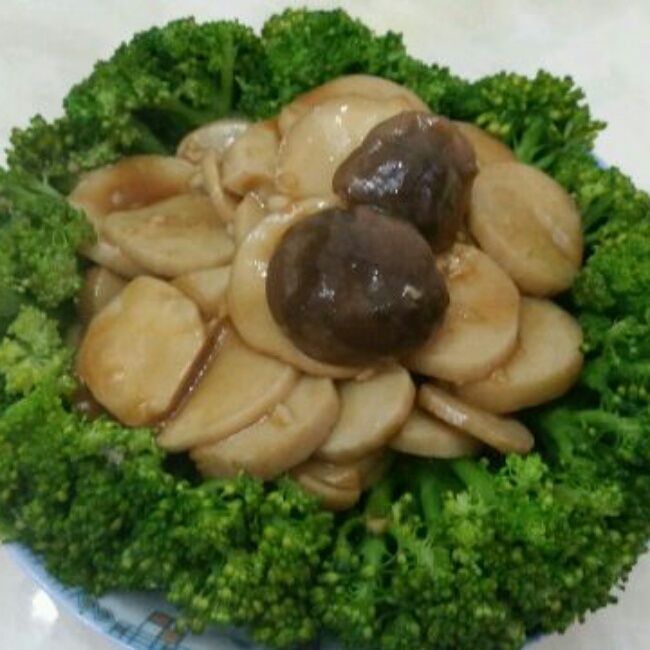 干锅红肠杏鲍菇