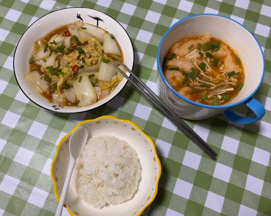 轻松自制虾滑番茄煲，鲜而不咸，一口爆汁！