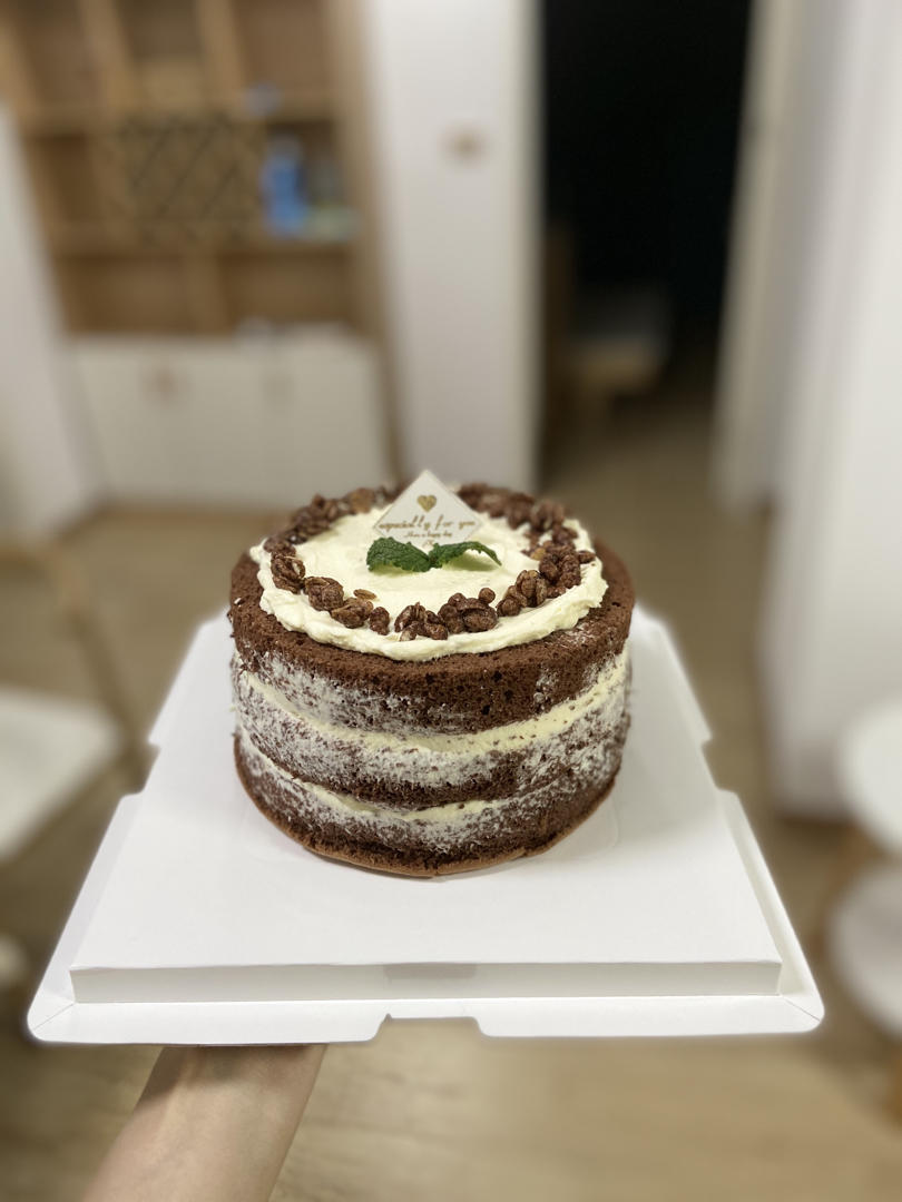 《Tinrry+》香蕉巧克力戚风裸蛋糕（6寸）~浓郁巧克力，香甜软糯的香蕉果肉~