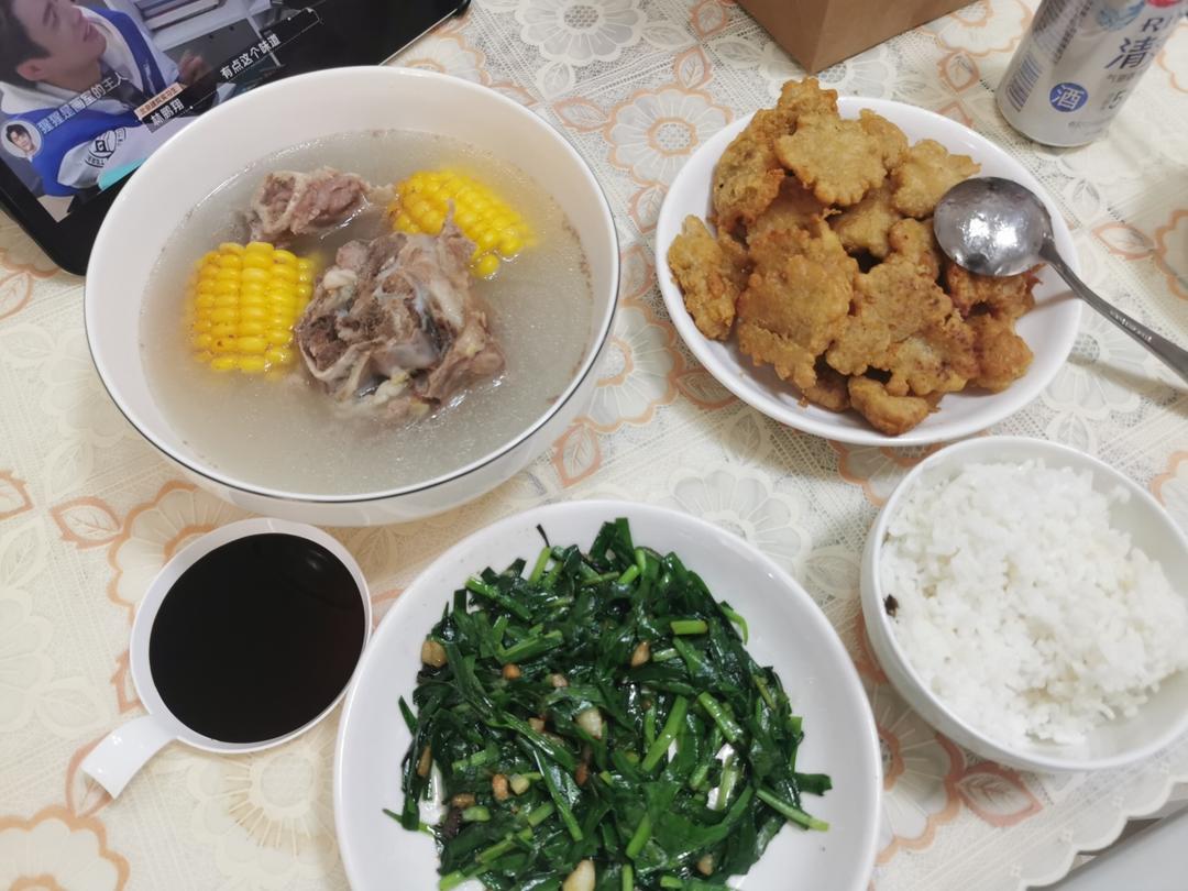 玉米排骨汤（电饭煲）