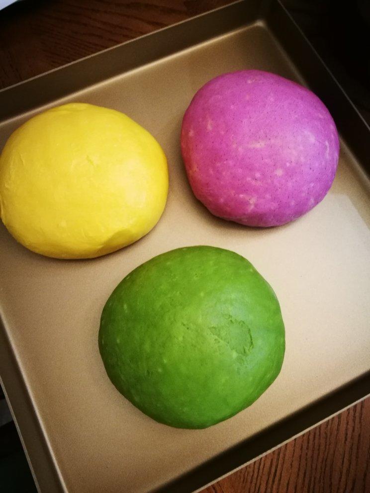 阳光2008做的彩色面团