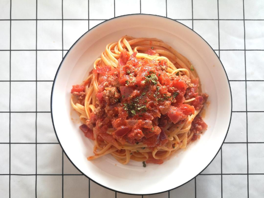 （完胜必胜客的）番茄肉酱意大利面～
