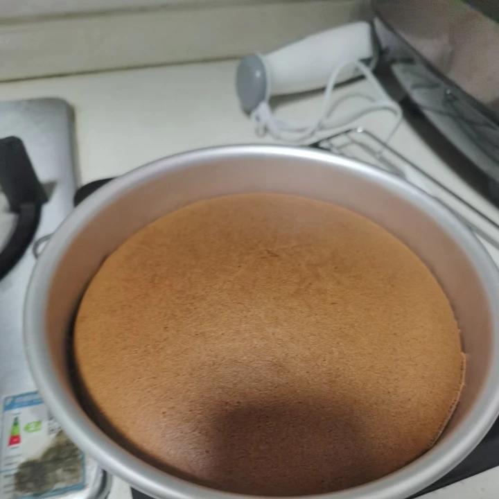 烤箱做蛋糕（戚风蛋糕的做法）