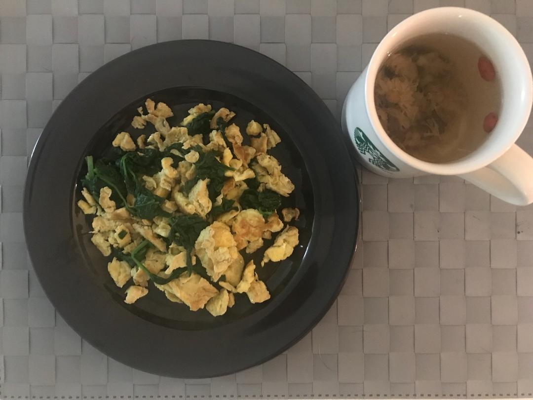 菠菜炒鸡蛋