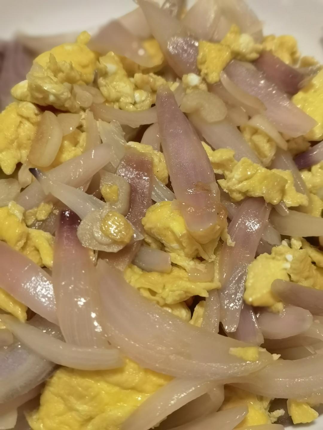 降压防癌的好食材  洋葱炒鸡蛋