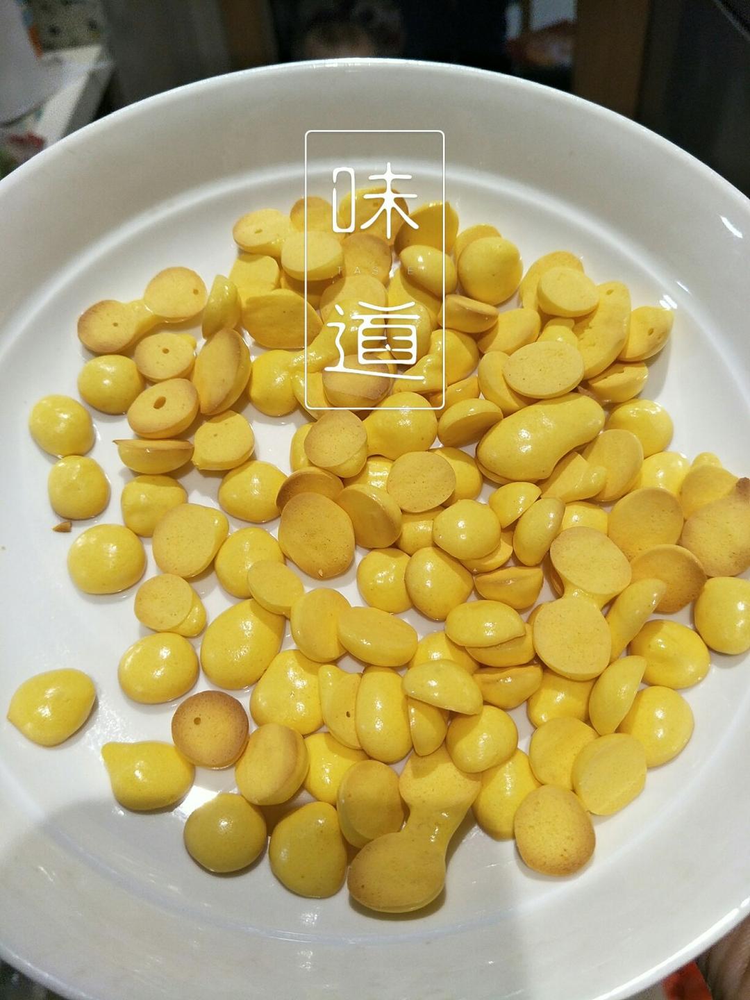 入口即化的无添加蛋黄溶豆