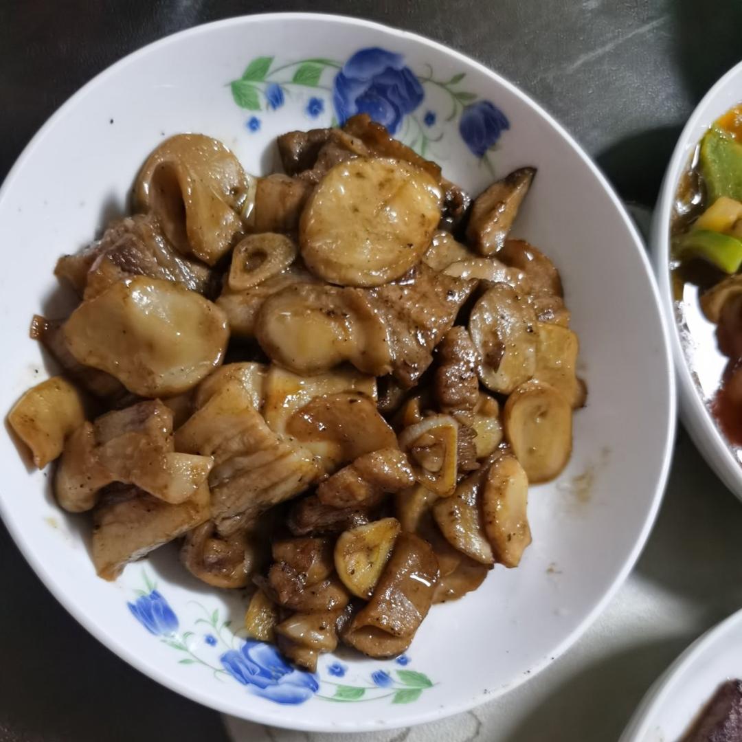 杏鲍菇炒肉片