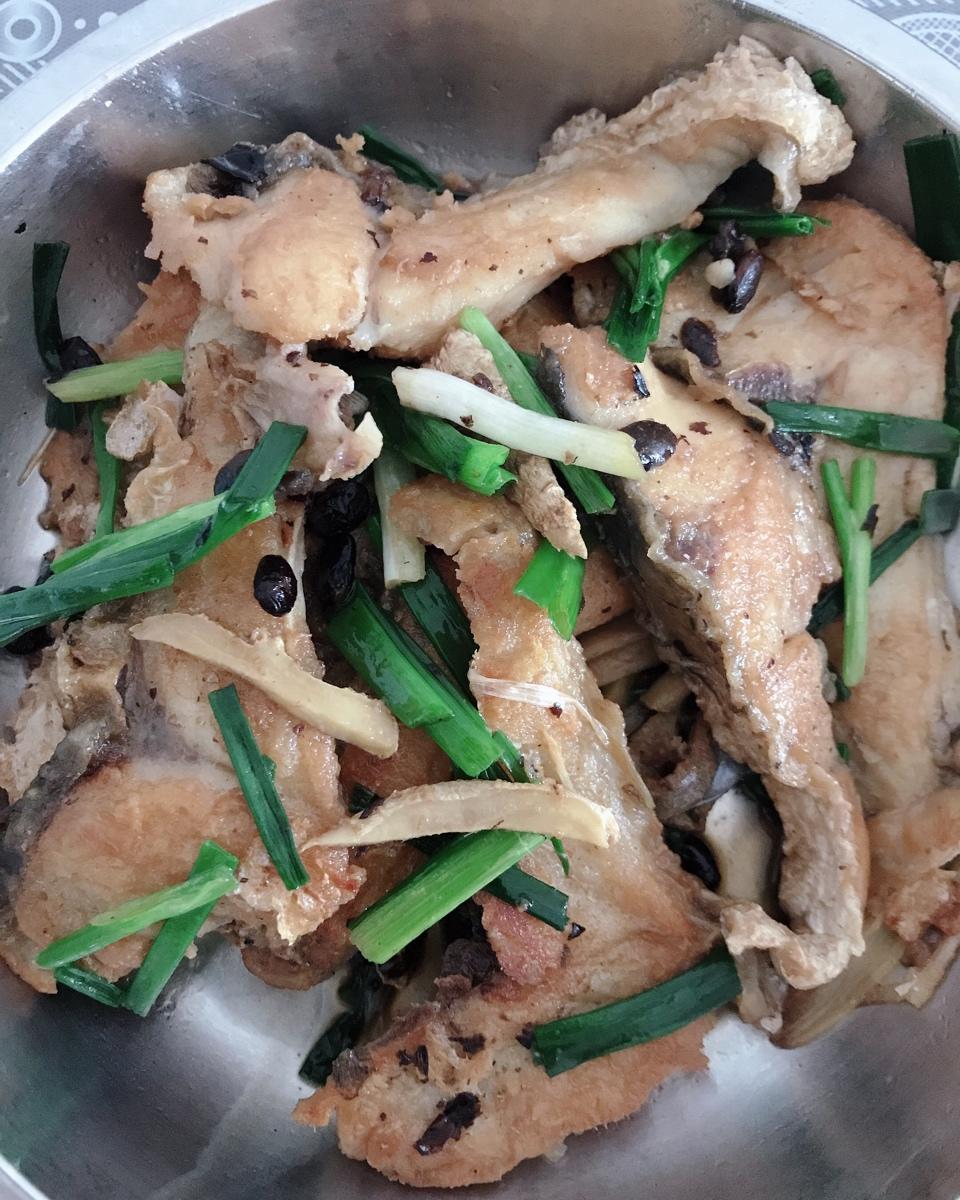 香煎草鱼块(一个人的量)