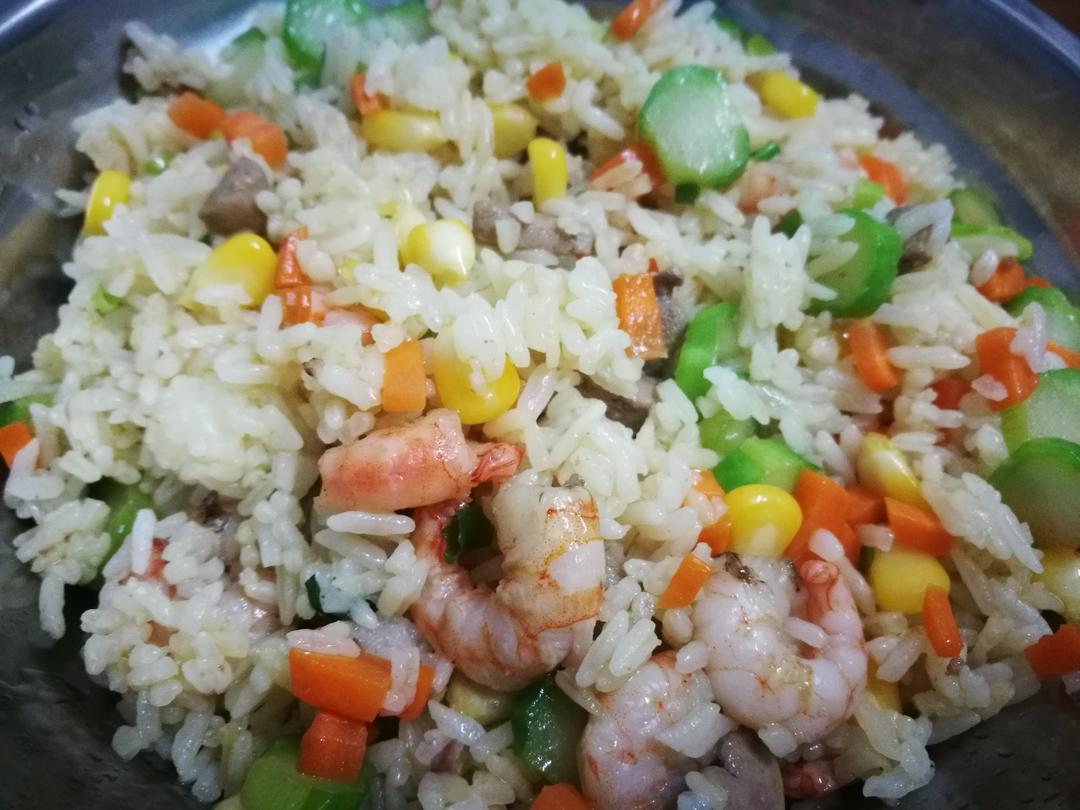 鹅肝虾仁炒饭