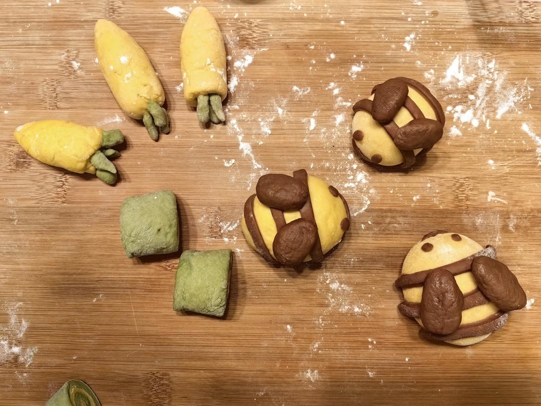 🐝卡通小蜜蜂红豆包