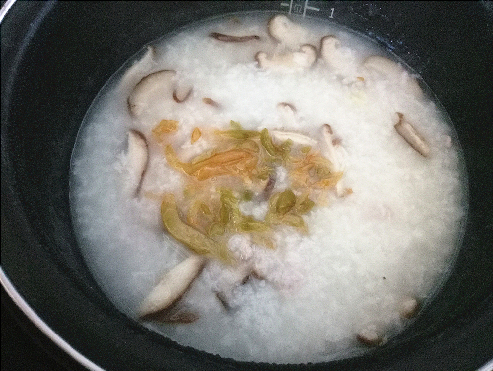 香菇青菜肉片粥的做法 步骤9