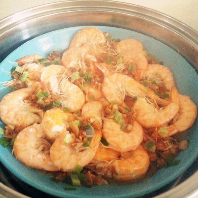 蒜蓉粉丝蒸大虾