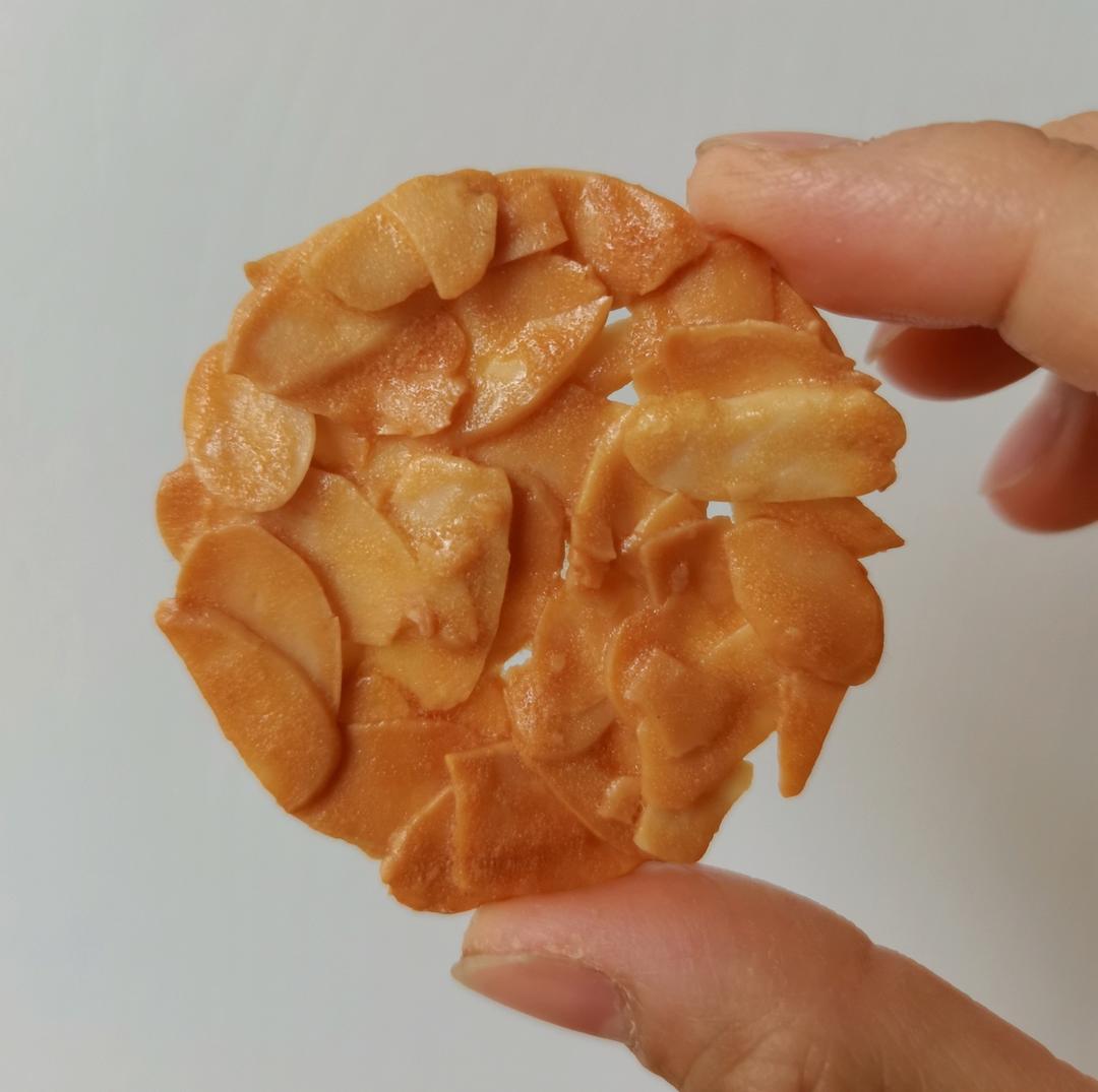 焦糖脆脆杏仁瓦片