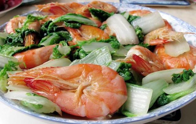 小白菜燜大虾的做法