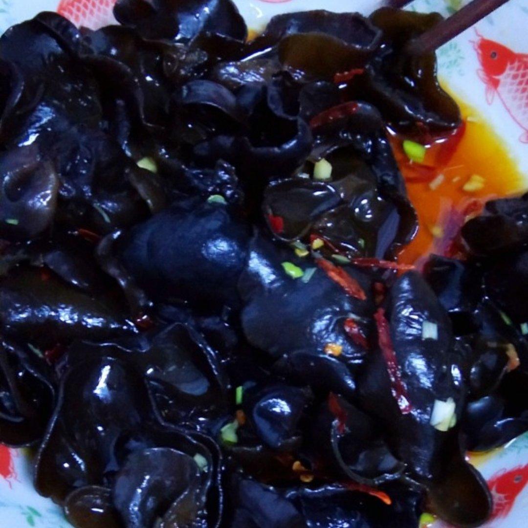 凉拌黑木耳
