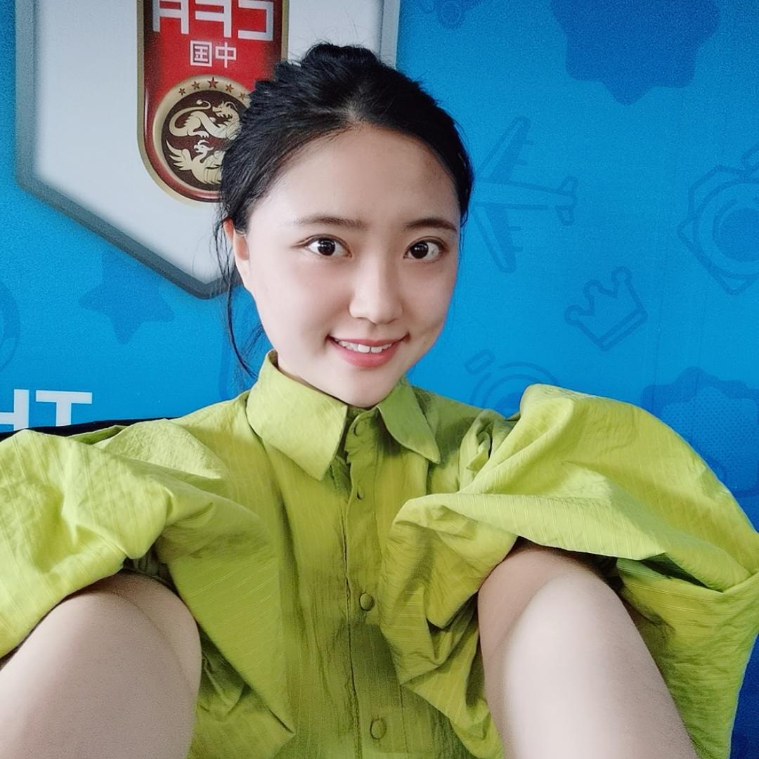 是可爱的Zoe呀