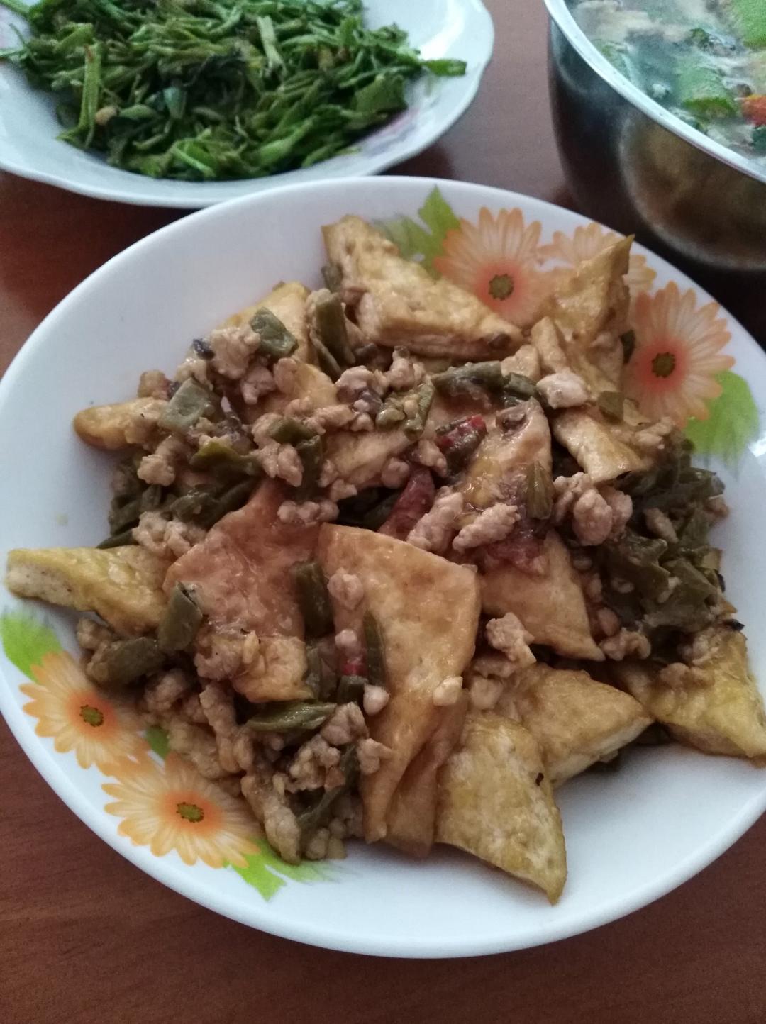 两元钱的下饭菜