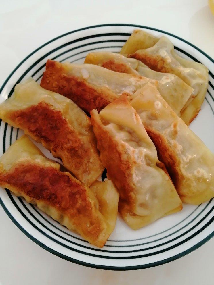 馄饨皮版锅贴