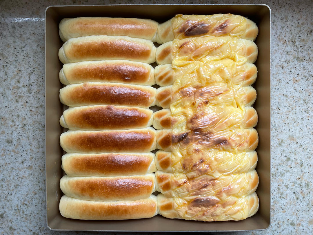 《Tinrry+》双拼芝士牛油排包