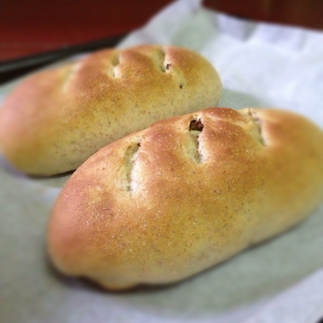 全麦葡萄干面包