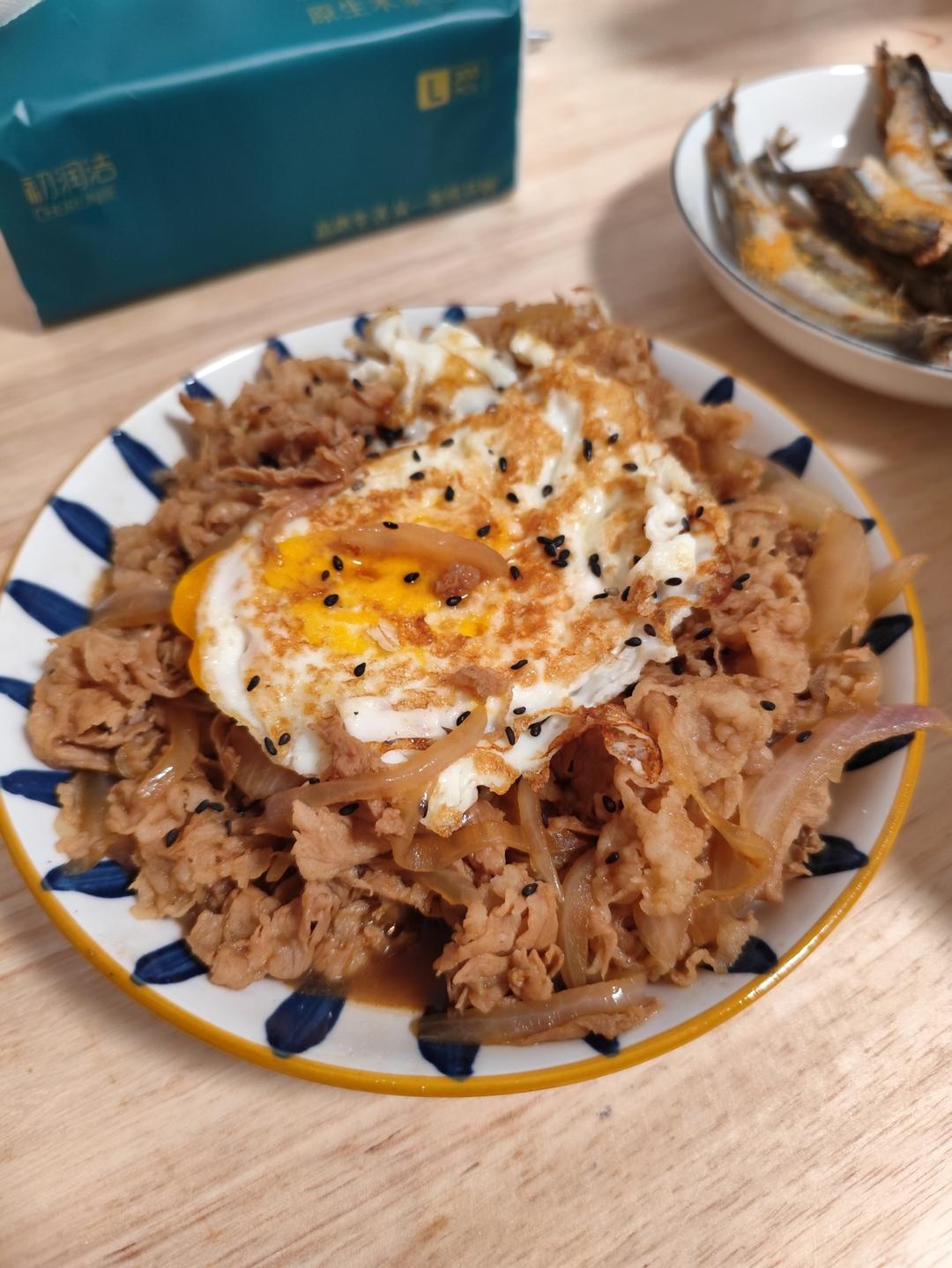 好吃到上头的日式肥牛饭✅一吃就爱上