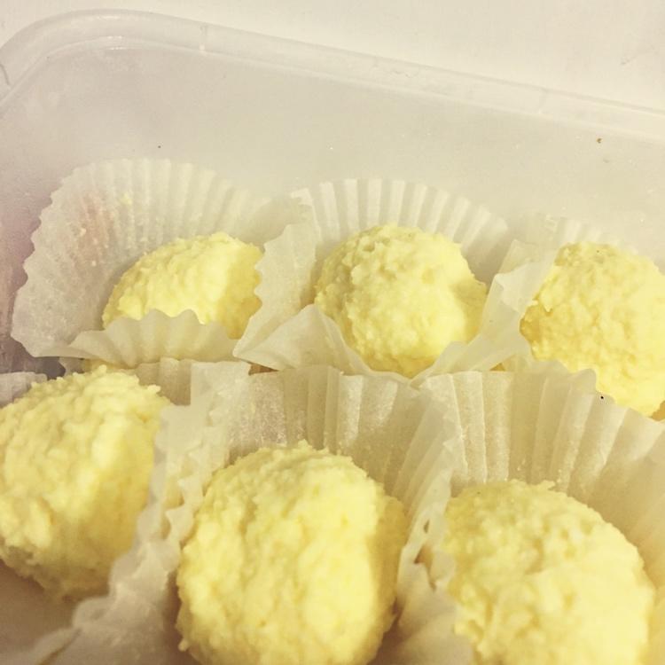 【生酮低碳】脂肪炸弹奶椰球，奶椰馅