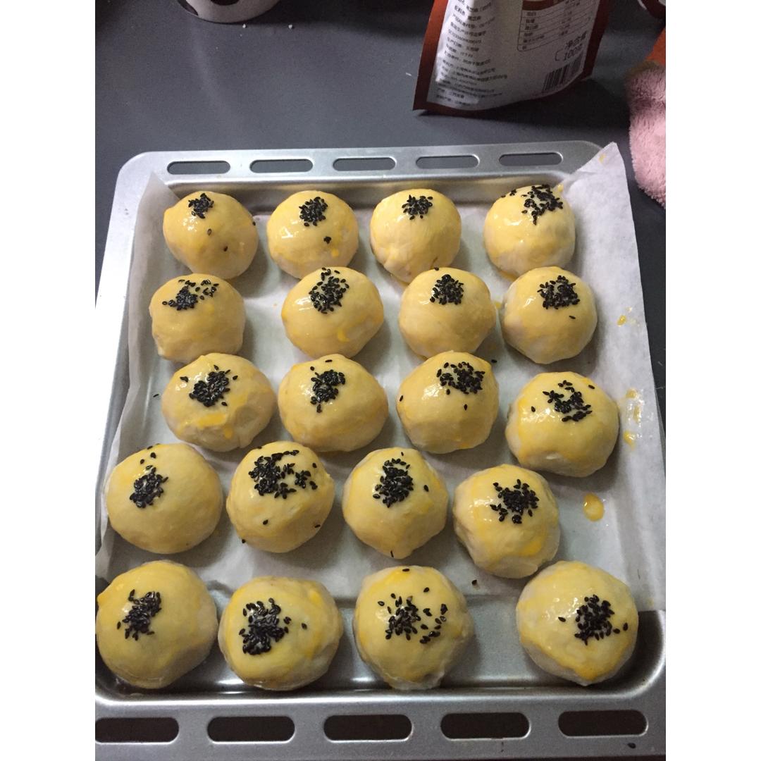 《Tinrry+》蛋黄酥