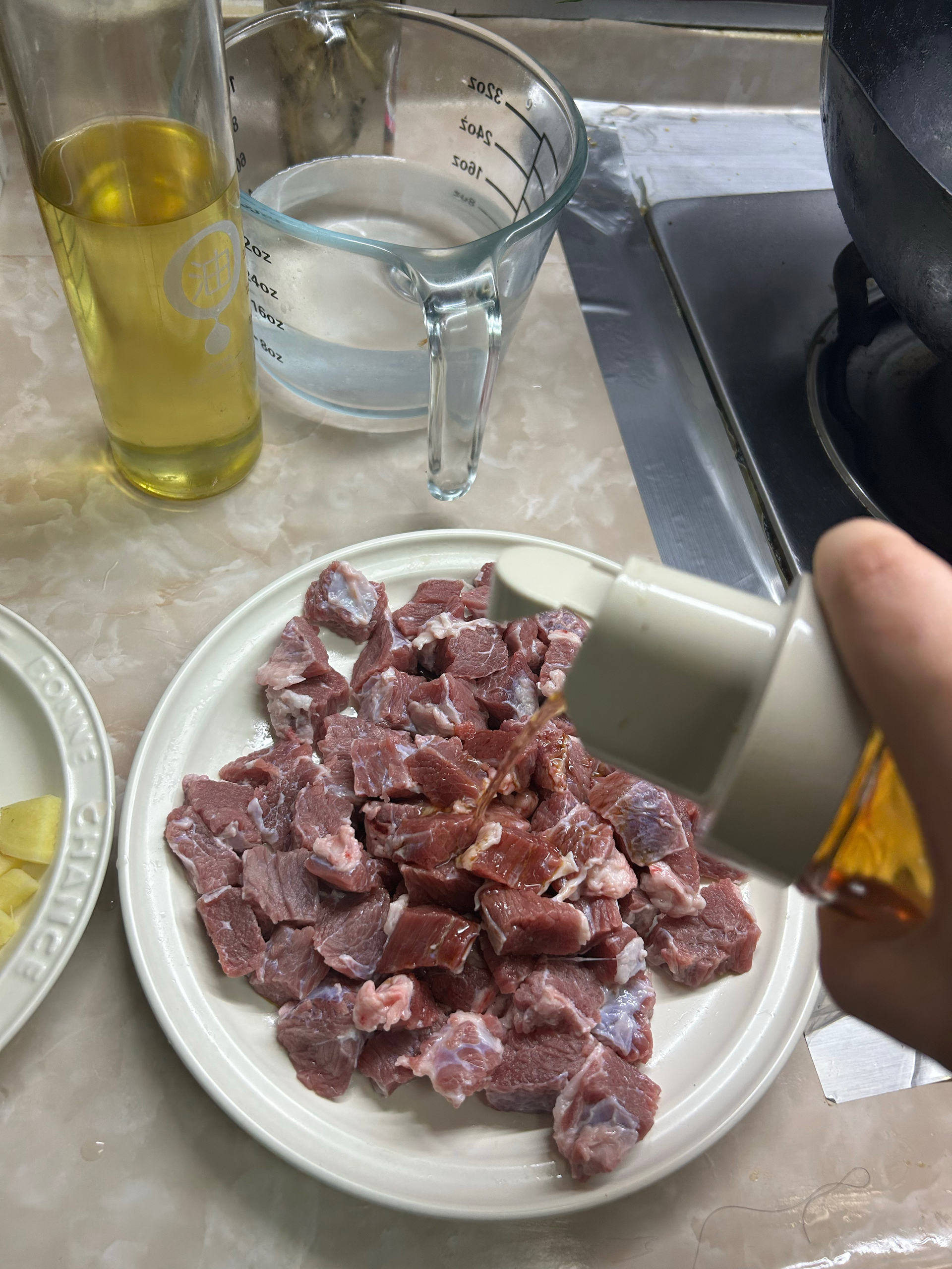 蒜香牛肉粒的做法 步骤3